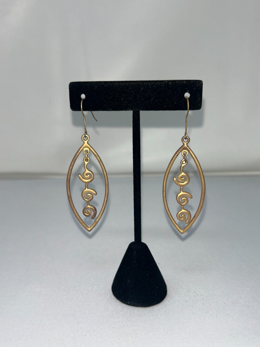 Vintage Estate Artisan Bronze dangle earrings